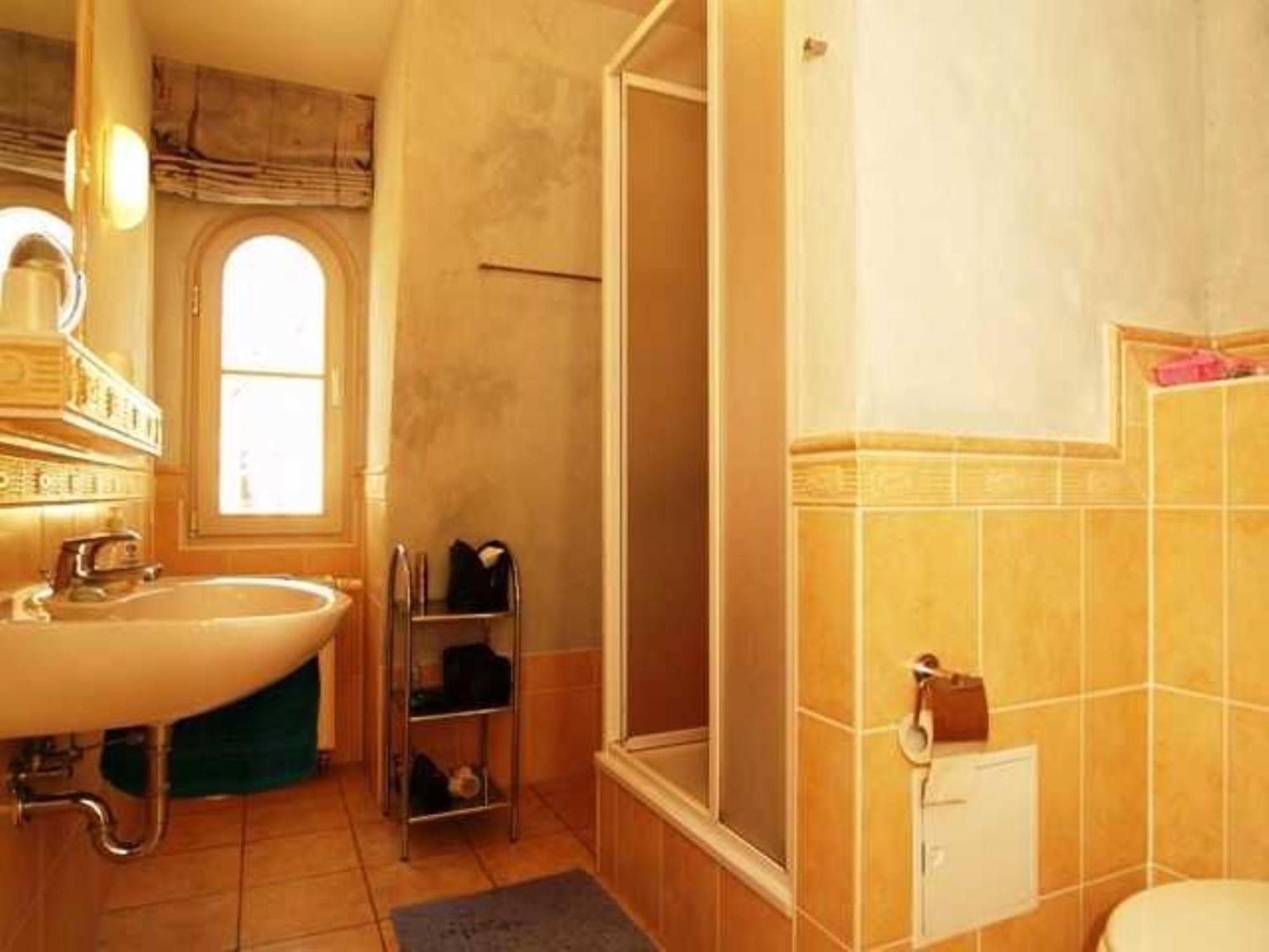 Unter Den Kolonnaden 13 Hotel Kuehlungsborn Luaran gambar